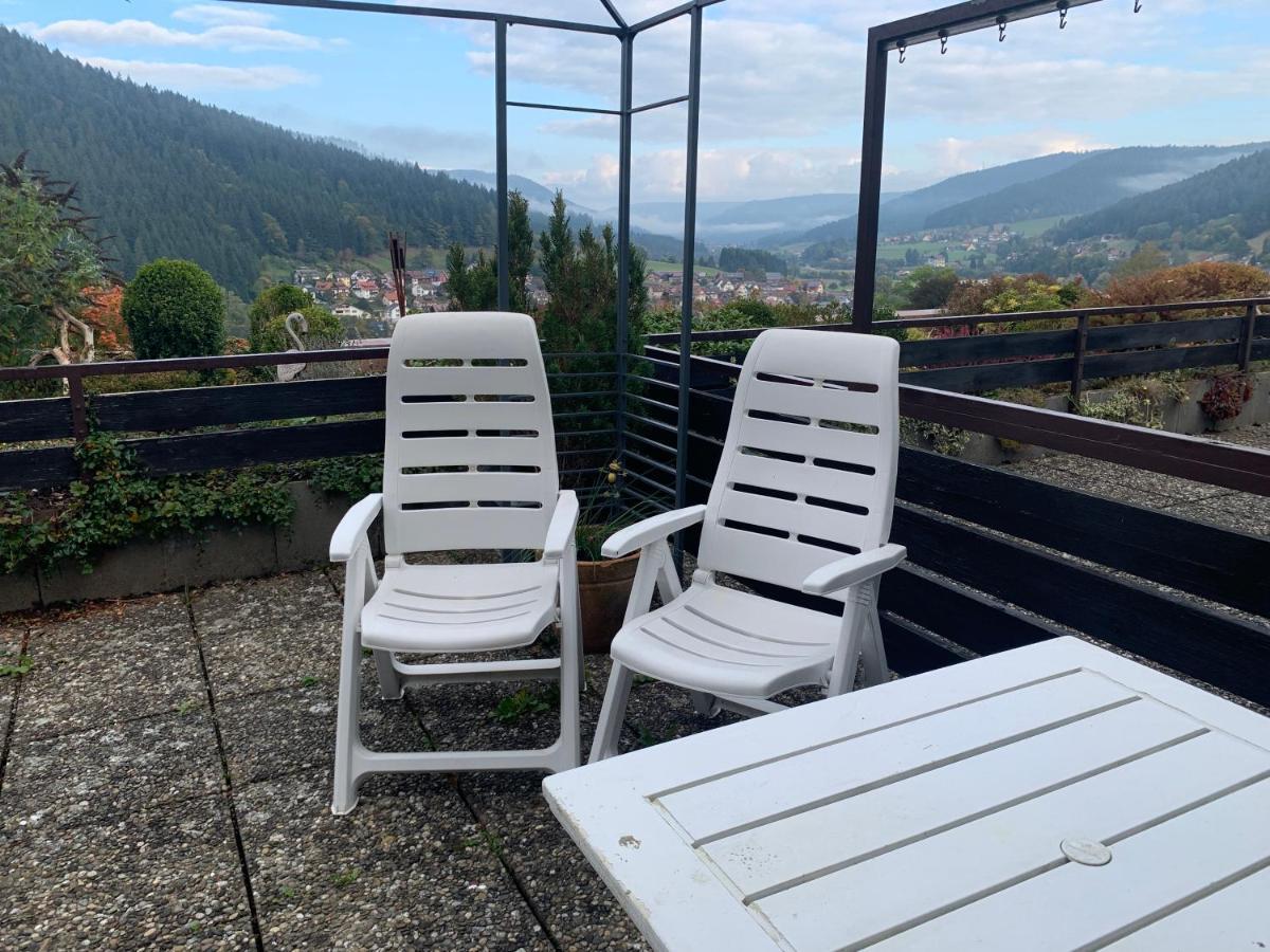 Appartement Mit Herrlicher Aussicht Uebers Murgtal Baiersbronn Εξωτερικό φωτογραφία